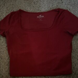 Hollister Women's Short Sleeve Red Tee